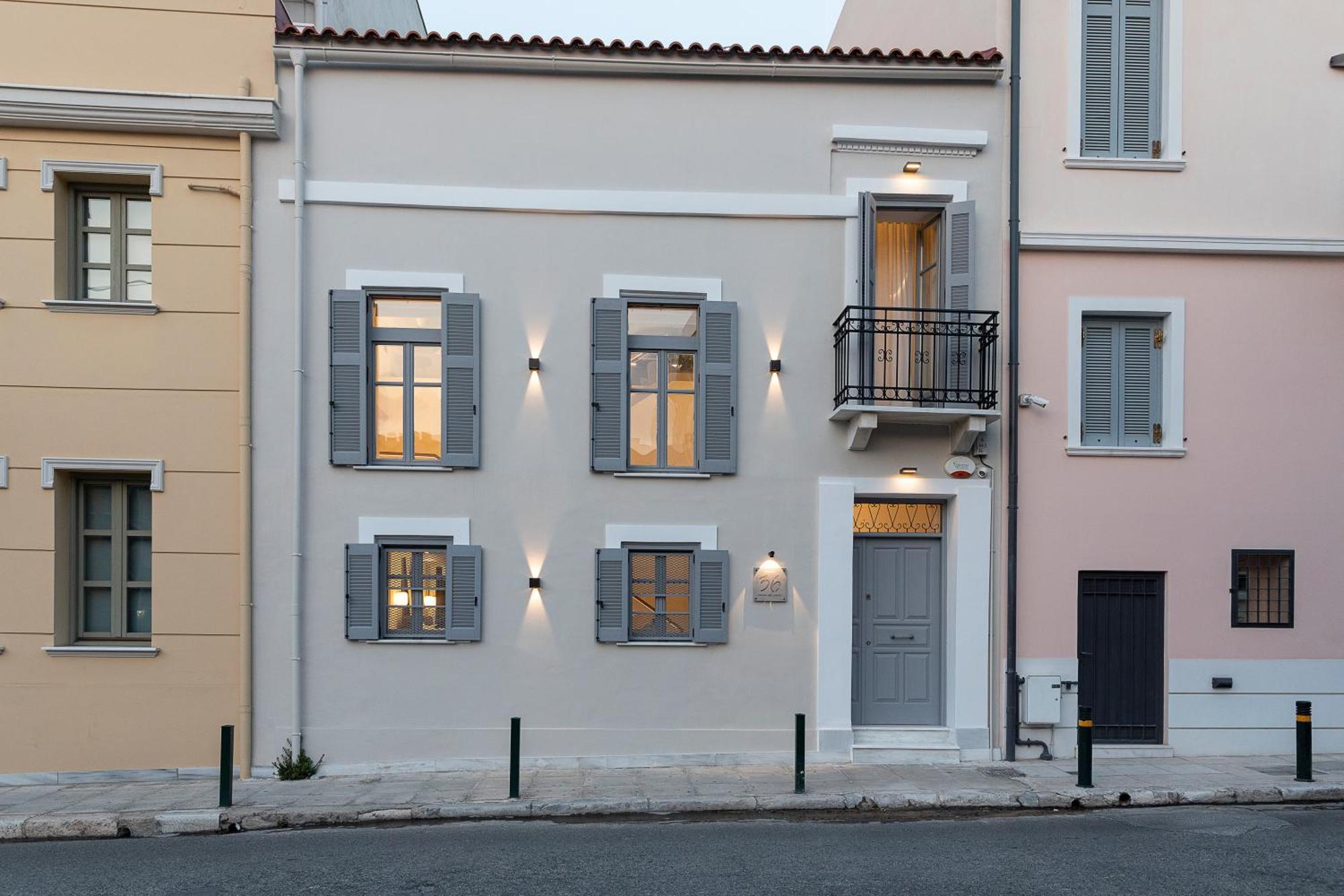 Maison 36 In The Center Of Psyri