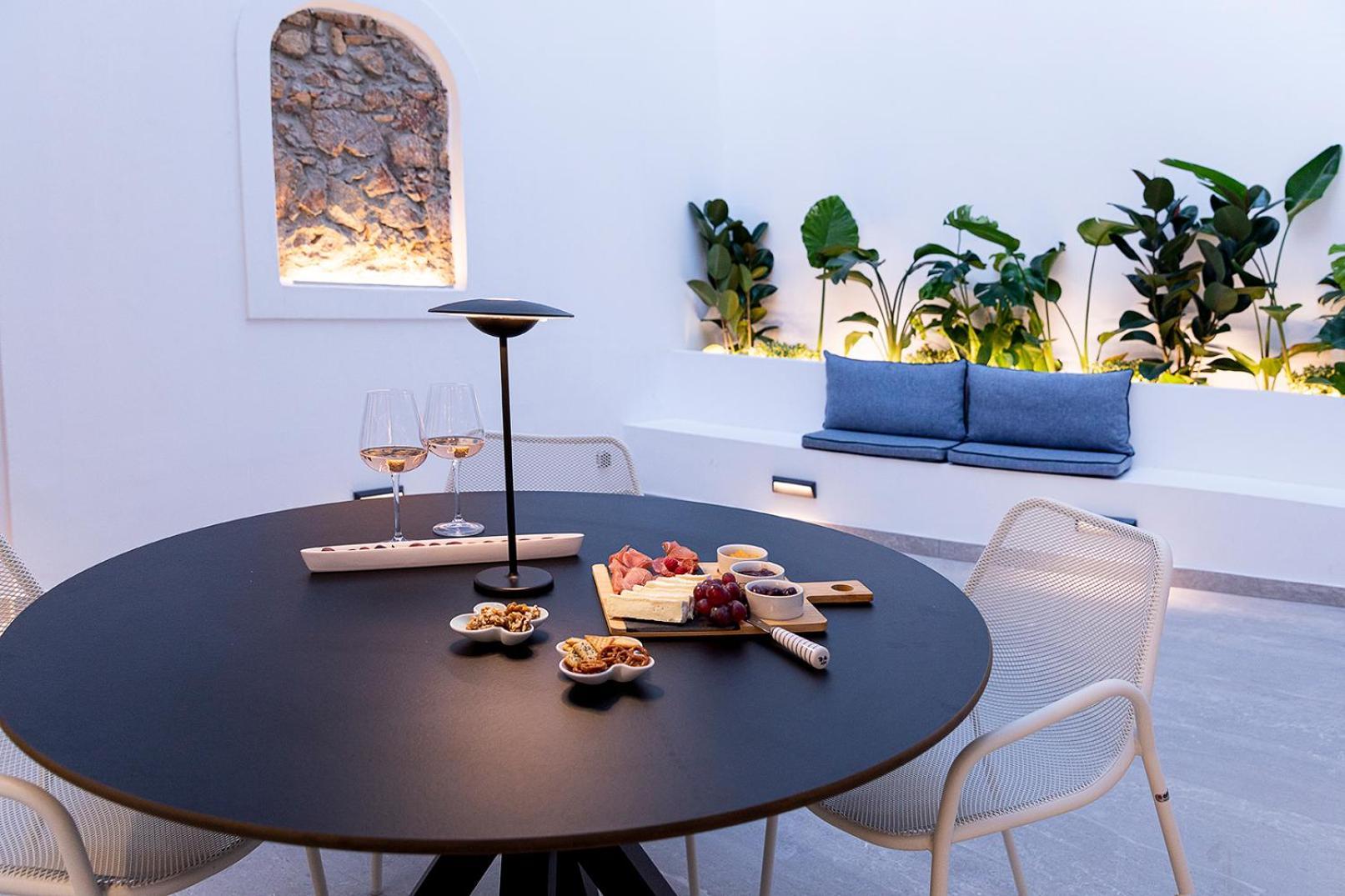 Maison 36 In The Center Of Psyri Villa